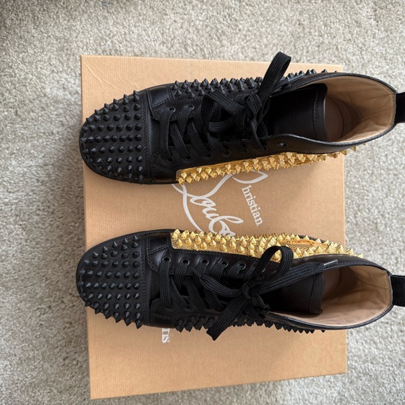 AUTHENTIC Christian Louboutin Black and Gold Spiked Sneakers - Picture 5 of 12